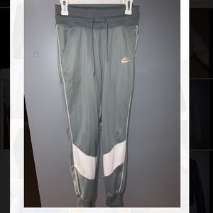 Nike joggers